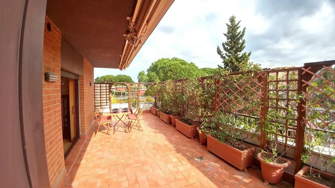 Terrace22 - Delizioso Attico Ben Collegato Apartment Rome Italy